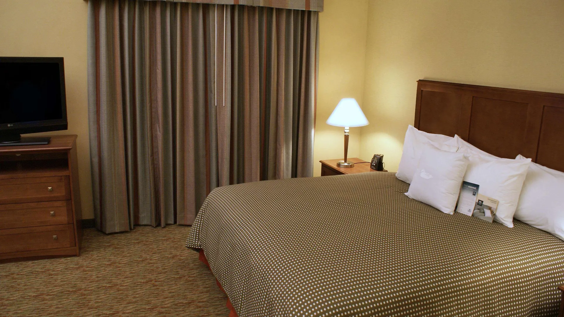 Отель Homewood Suites By Hilton Phoenix Airport South