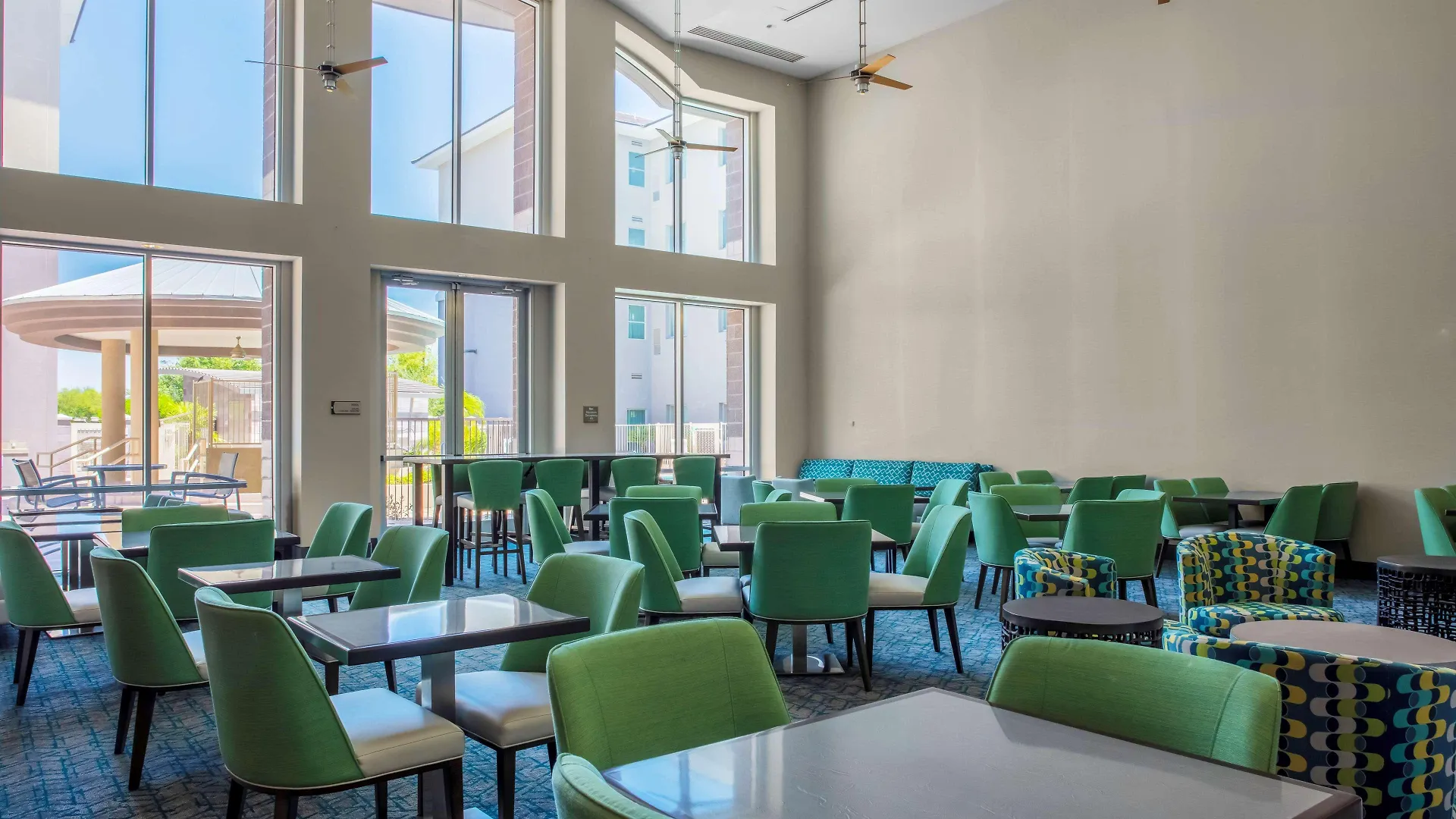 Homewood Suites By Hilton Phoenix Airport South Отель