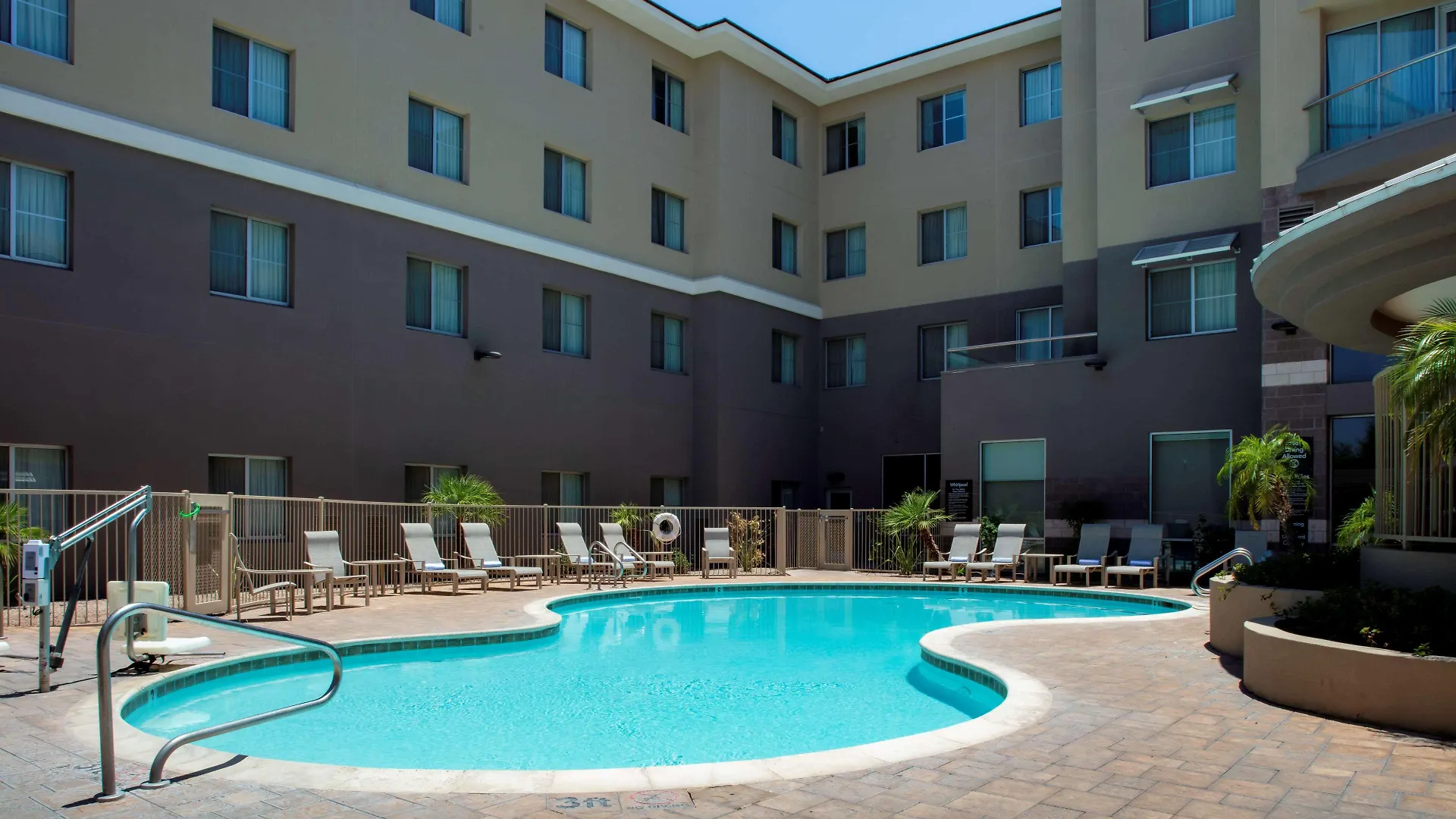 Homewood Suites By Hilton Phoenix Airport South США